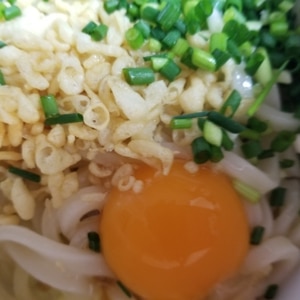 つるつる釜玉うどん